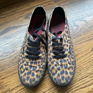 Cheetah-print Vans